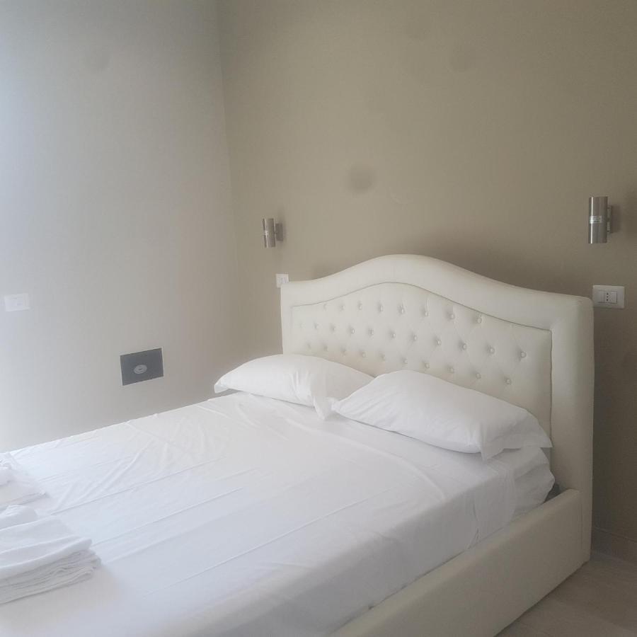 B&B Purple Italy Φιουμιτσίνο Εξωτερικό φωτογραφία