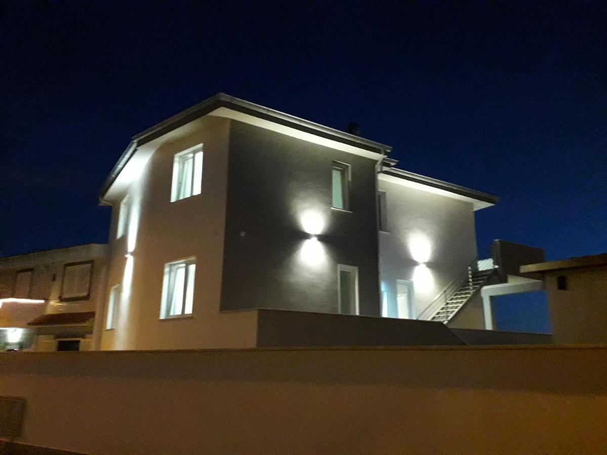 B&B Purple Italy Φιουμιτσίνο Εξωτερικό φωτογραφία
