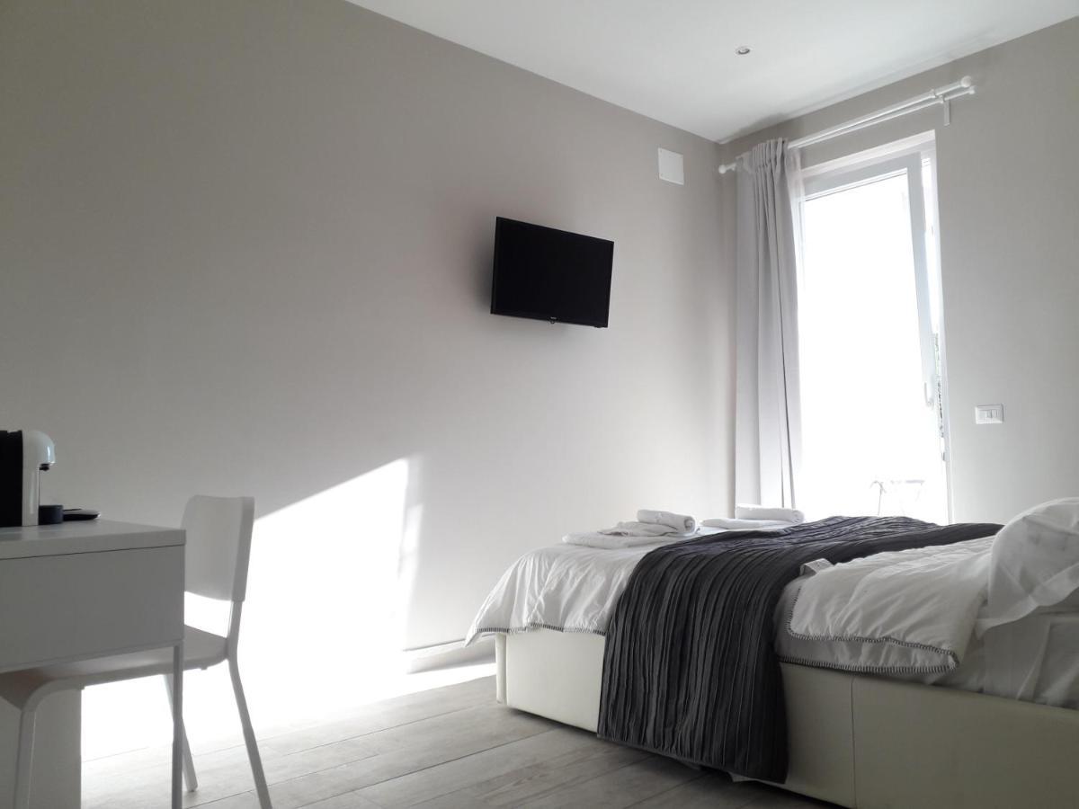 B&B Purple Italy Φιουμιτσίνο Εξωτερικό φωτογραφία